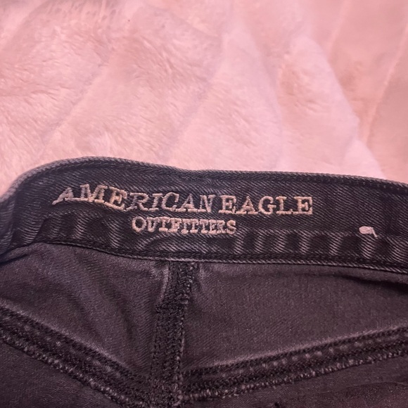 American Eagle Sz 2 Black Distressed High Rise Beach Concert Summer Mom Shorts - Picture 10 of 12